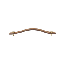 The Saddle Leather Pull