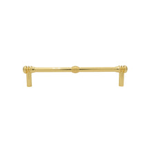 Charlotte Pull