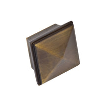 Pyramid Square Knob