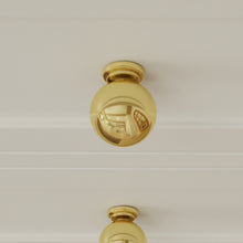 The Perfect Ball Knob
